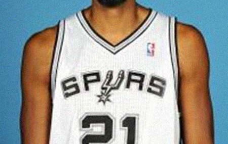 开云官方官网 -蒂姆连续二十场比赛得分超过连败，加拿大队挑战极限！的简单介绍